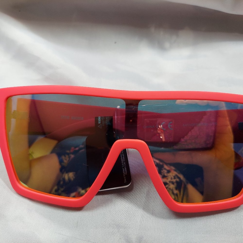 NWT Steve Madden Oversized Pink Shield Sunglasses